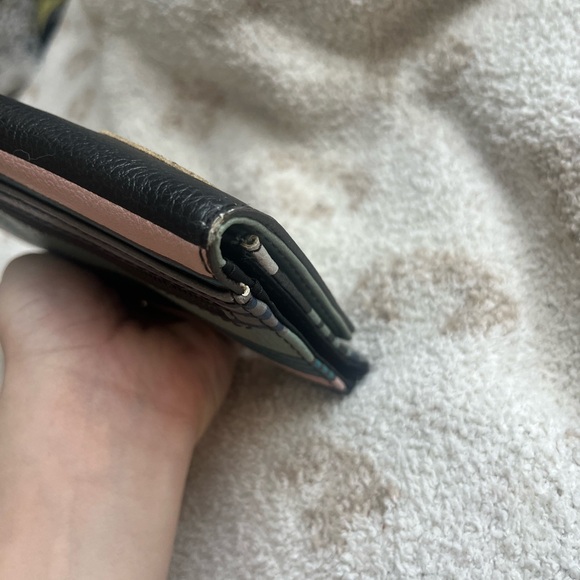 Relic by Fossil RARE find penguin wallet (B) - Picture 4 of 9